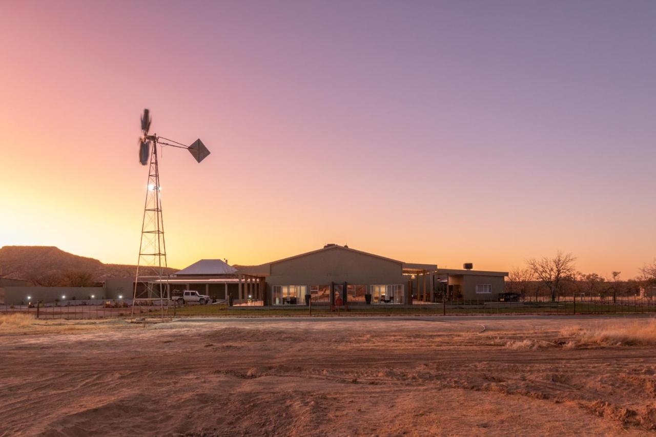 Ugab Game Farm & Lodge Vingerklip 외부 사진
